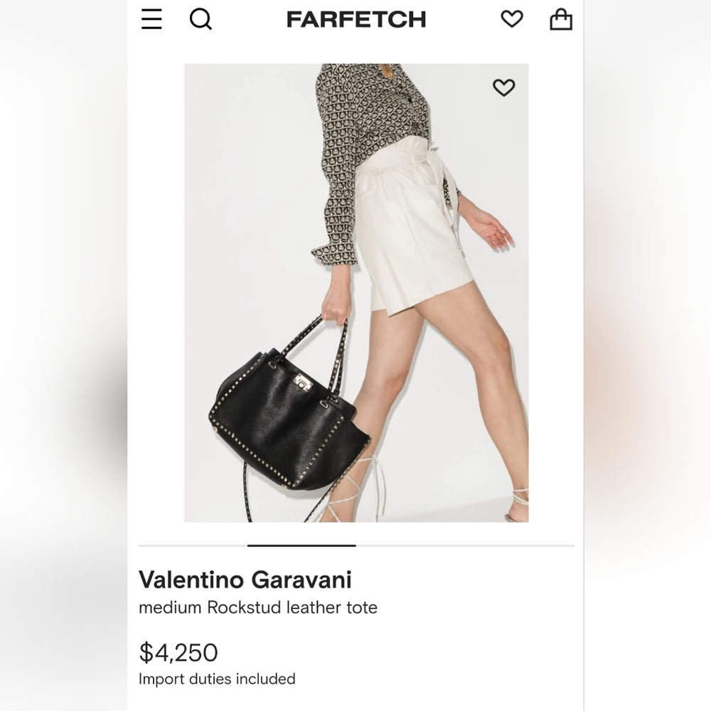 "SOLD "Valentino Garavani Rockstud leather tote
